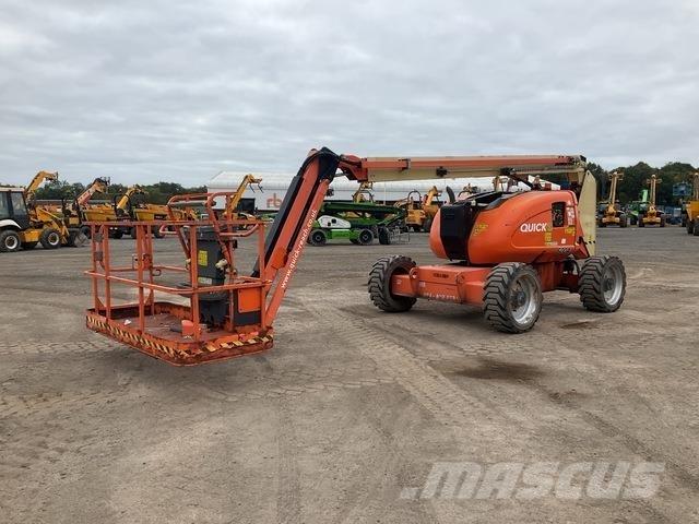 JLG 600AJ Articulated boom lifts