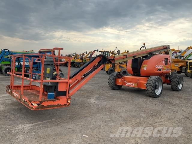 JLG 600AJ Articulated boom lifts