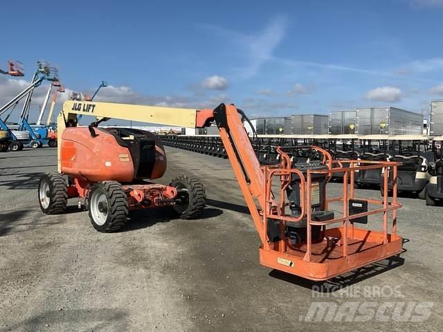 JLG 600AJN Articulated boom lifts