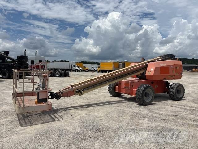 JLG 600S Telescopic boom lifts