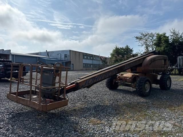 JLG 600S Telescopic boom lifts