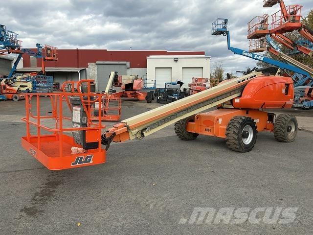 JLG 600S Telescopic boom lifts