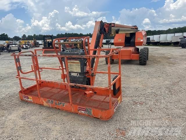 JLG 660SJ Articulated boom lifts
