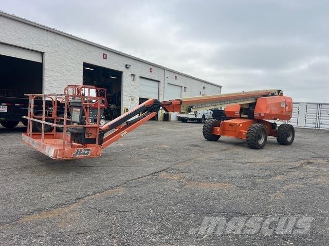JLG 660SJ Articulated boom lifts