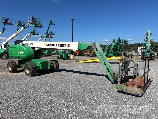 JLG 660SJ Telescopic boom lifts