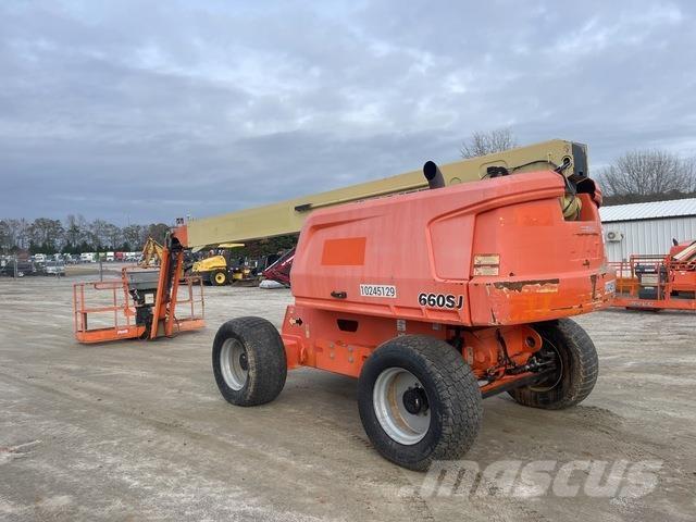 JLG 660SJ Telescopic boom lifts