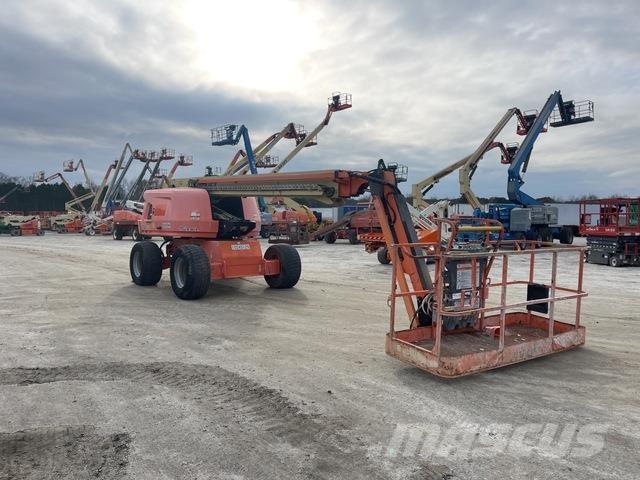 JLG 660SJ Telescopic boom lifts