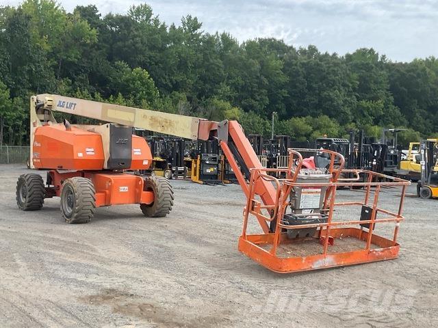 JLG 800AJ Articulated boom lifts