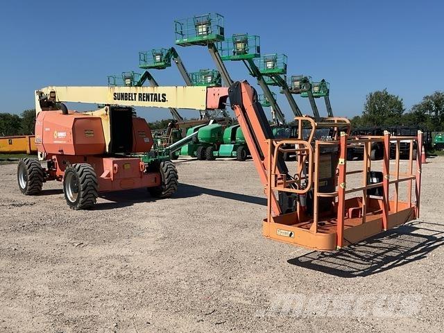 JLG 800AJ Articulated boom lifts