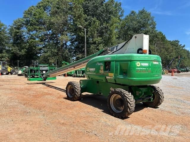 JLG 800S Telescopic boom lifts