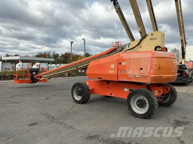JLG 800S Telescopic boom lifts