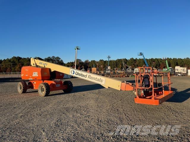 JLG 800S Telescopic boom lifts