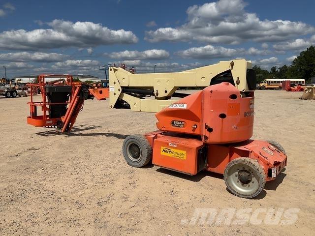 JLG E400AJPN Articulated boom lifts