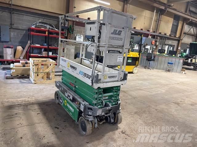 JLG ES1932 Scissor lifts