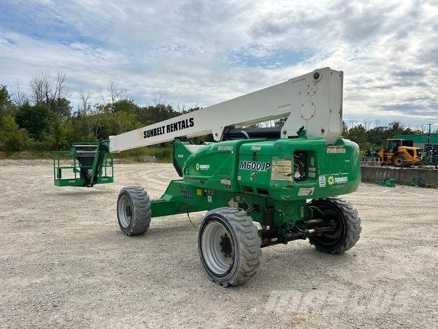 JLG M600JP Telescopic boom lifts