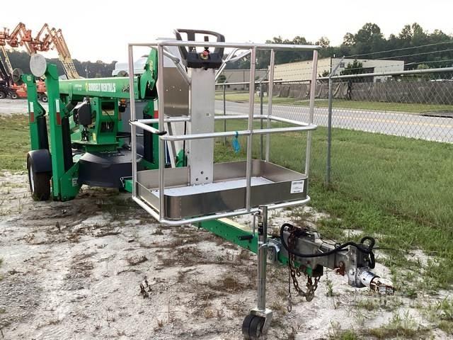 JLG T500J Trailer mounted platforms