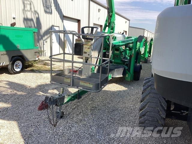 JLG T500J Trailer mounted platforms