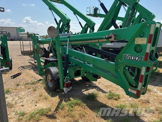 JLG T500J Trailer mounted platforms