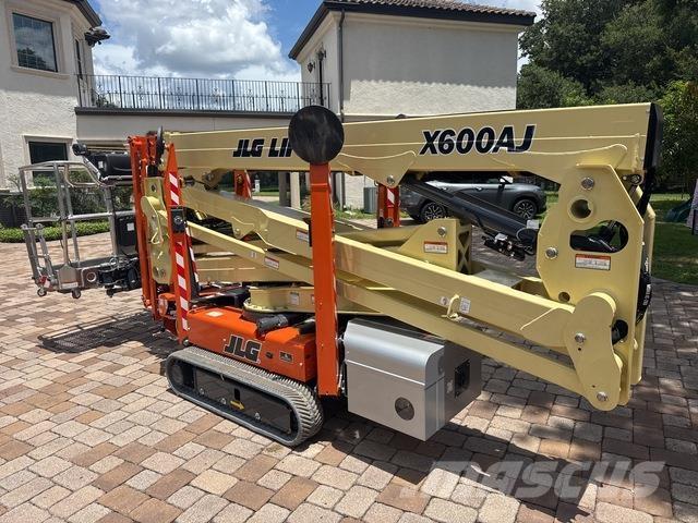 JLG X600AJ Articulated boom lifts