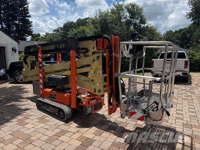 JLG X600AJ Articulated boom lifts