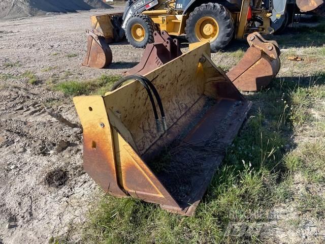 John Deere  Backhoe