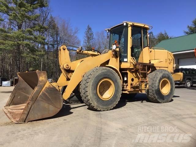 John Deere 624 Wheel loaders