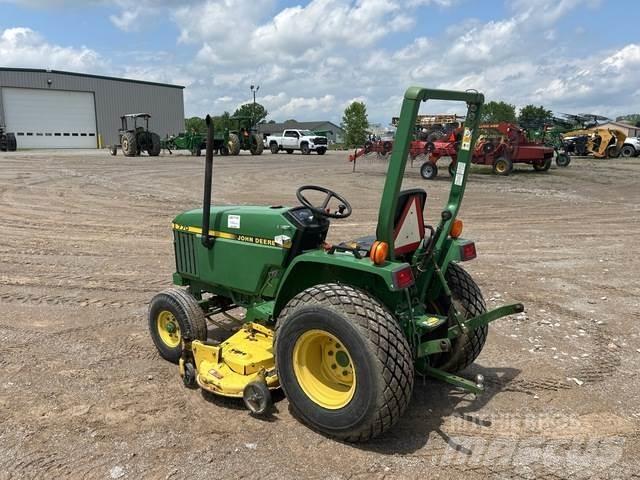John Deere 770 Compact tractors