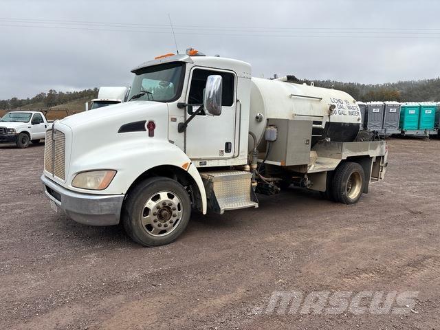 Kenworth T270 Commercial vehicle