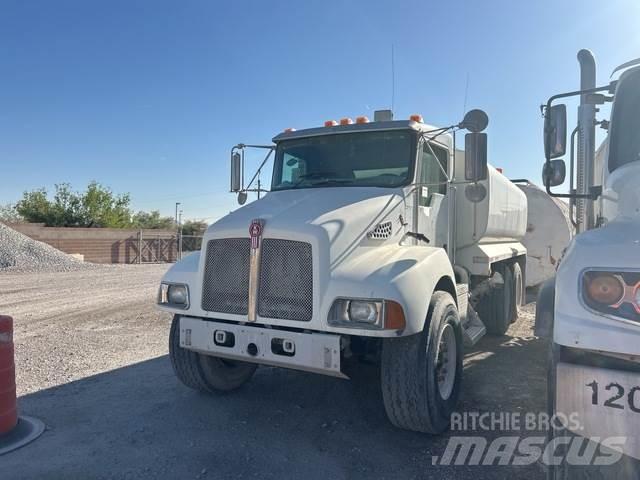 Kenworth T300 Water bowser