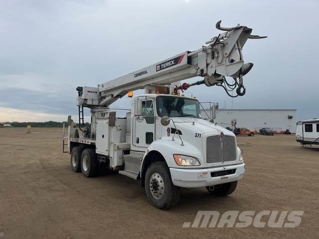 Kenworth T370 Truck mounted drill rig