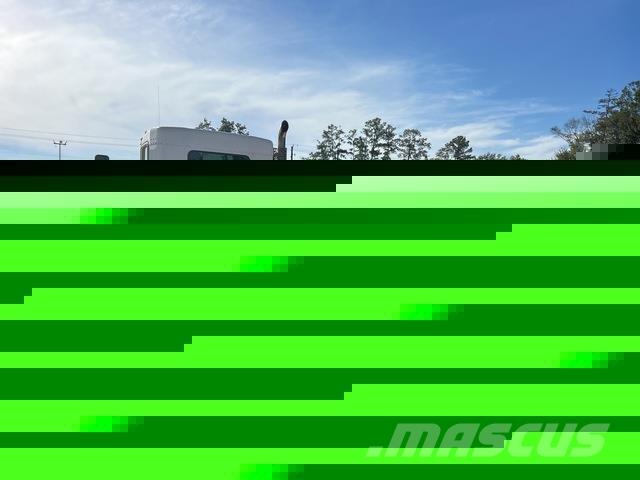 Kenworth T370 Cabins and interior