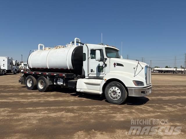 Kenworth T660 Commercial vehicle