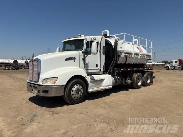 Kenworth T660 Commercial vehicle