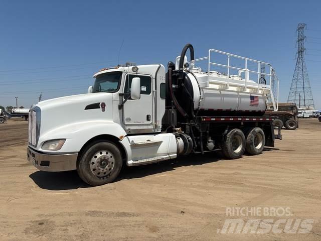 Kenworth T660 Commercial vehicle
