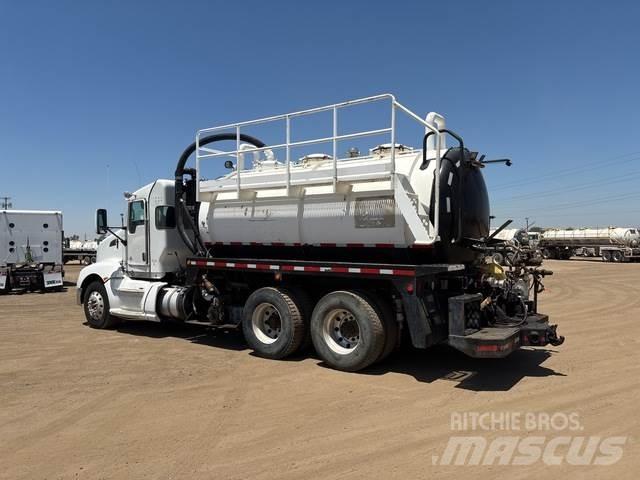 Kenworth T660 Commercial vehicle
