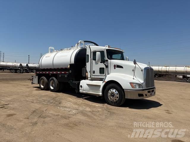 Kenworth T660 Commercial vehicle