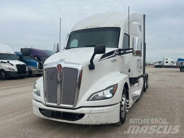 Kenworth T680 Prime Movers