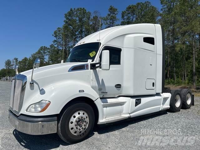 Kenworth T680 Prime Movers