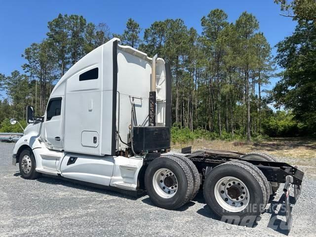 Kenworth T680 Prime Movers
