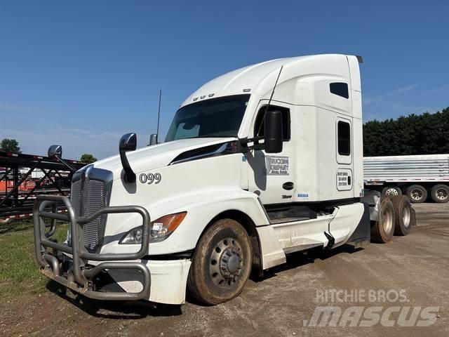 Kenworth T680 Prime Movers