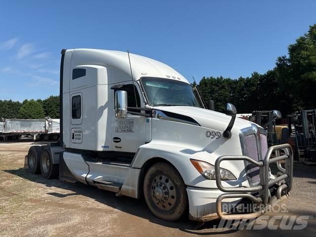 Kenworth T680 Prime Movers