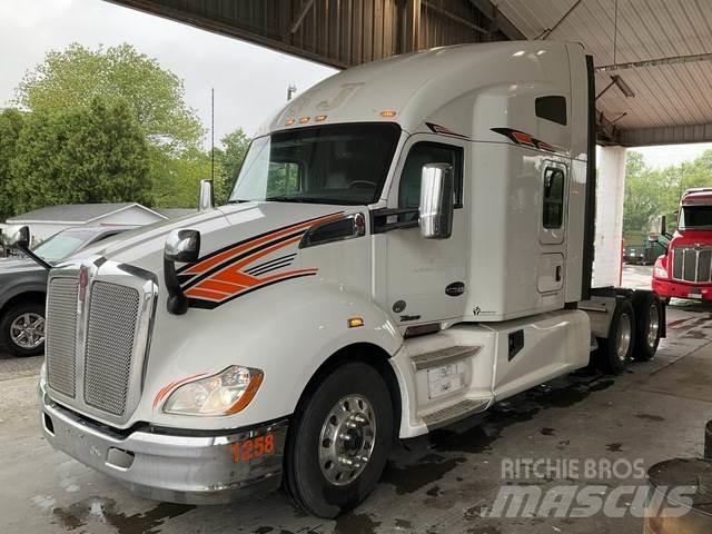 Kenworth T680 Prime Movers