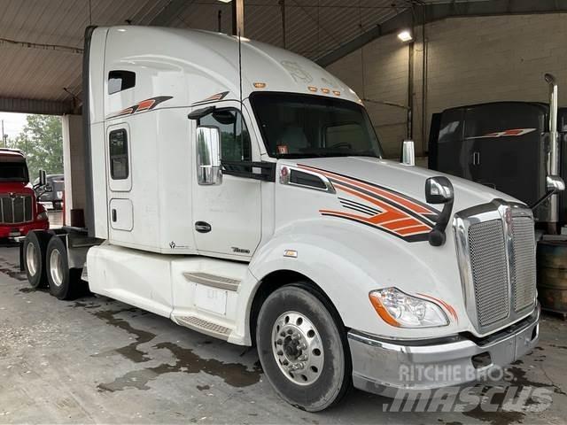 Kenworth T680 Prime Movers