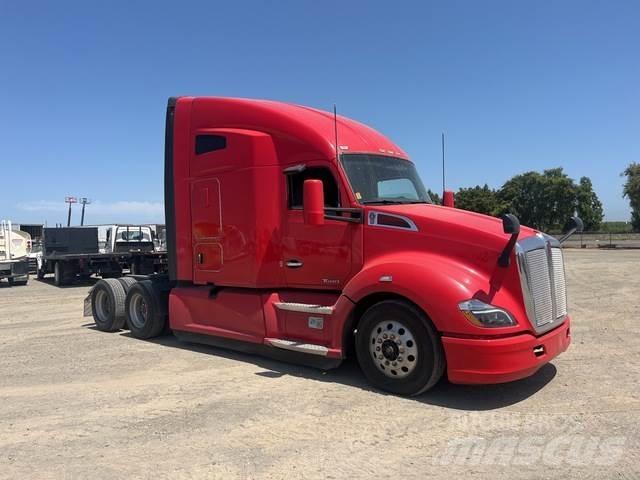 Kenworth T680 Prime Movers