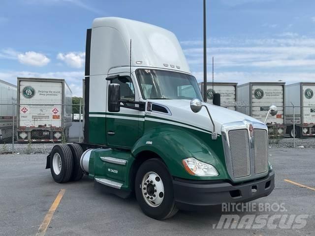 Kenworth T680 Prime Movers