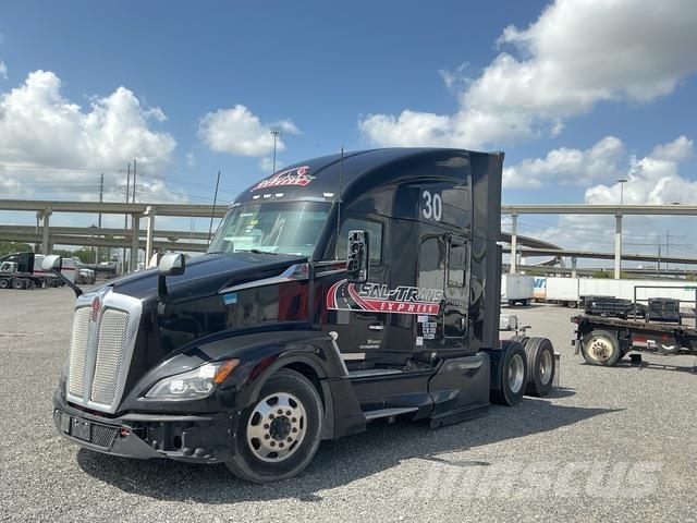 Kenworth T680 Prime Movers