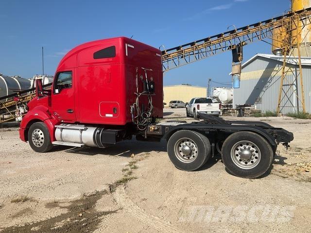 Kenworth T680 Prime Movers