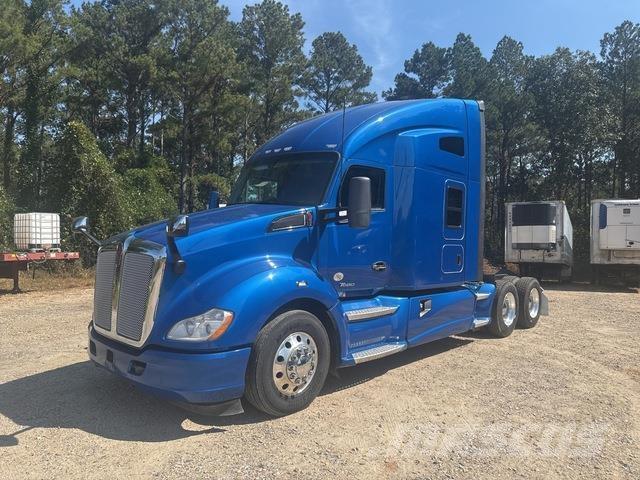 Kenworth T680 Prime Movers