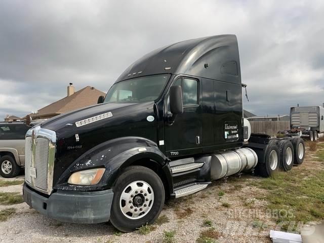 Kenworth T700 Prime Movers