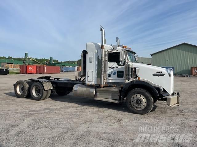 Kenworth T800 Prime Movers